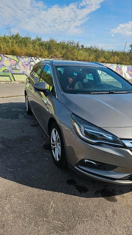Gebraucht Opel Astra 136 PS (100 kW) 2016 Beige Kombi