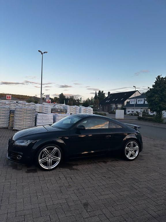 Schwarz Gebraucht 2011 Audi TT Sport Coupé | 15.499 € (Fairer Preis) - Bild 1/4