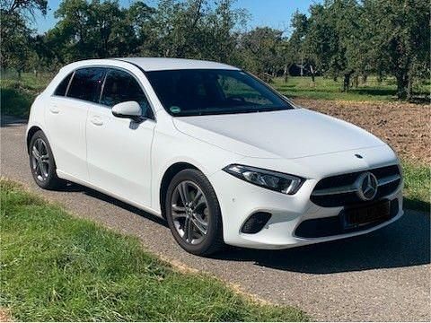 Weiß Gebraucht 2019 Mercedes A220 Progressive Limousine | 18.500 € (Guter Preis) - Bild 1/4