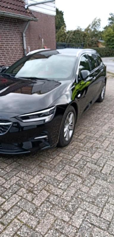 Gebraucht Opel Insignia 174 PS (127 kW) 2021 Schwarz Kombi
