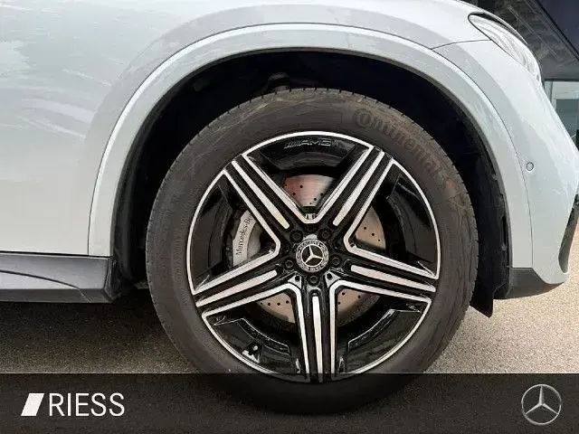 Gebraucht Mercedes GLC220 AMG 197 PS (144 kW) 2026 Silber SUV