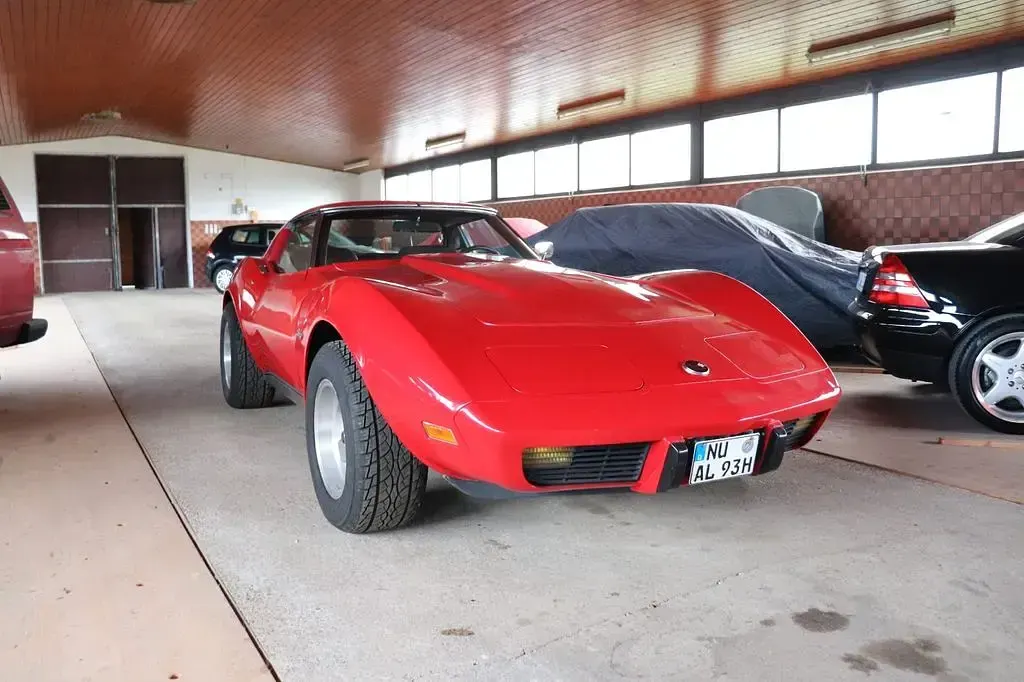 Gebraucht Corvette C3 179 PS (131 kW) 1976 Rot Cabrio