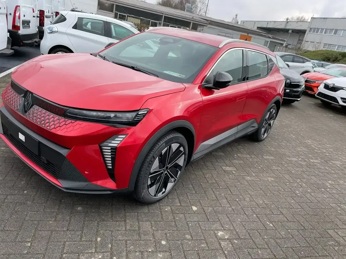Ny Renault Scenic E-Tech Evolution 125 kW (170 HK) 2025 Rød SUV