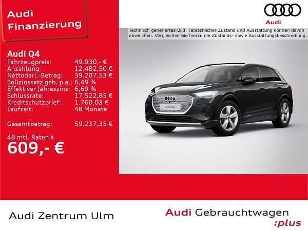 Schwarz (mythosschwarz metallic) Gebraucht 2025 Audi Q4 e-tron Ambiente SUV | 49.931 € (Superpreis) - Bild 1/4