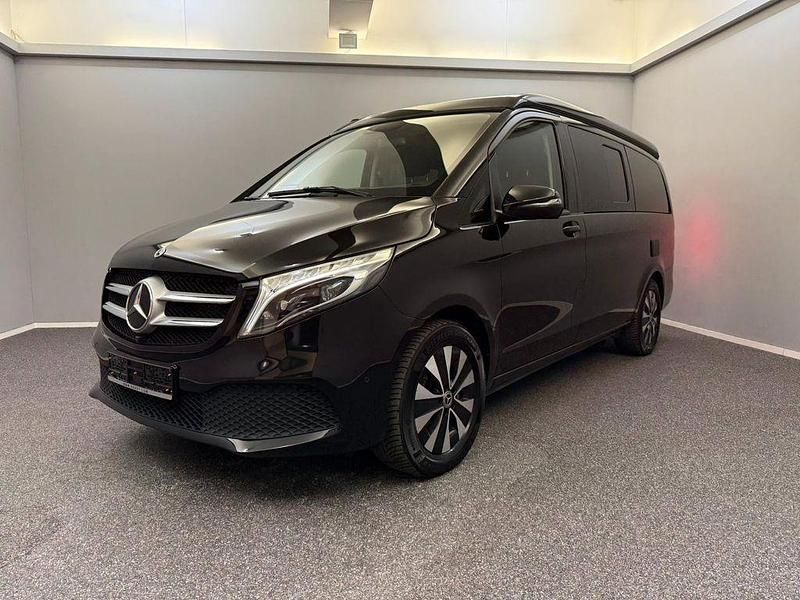 Schwarz Gebraucht 2023 Mercedes V300 Marco Polo Van / Kleinbus | 70.899 € (Fairer Preis) - Bild 1/4