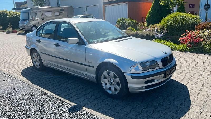 Gebraucht BMW 316 116 PS (85 kW) 1999 Silber Limousine