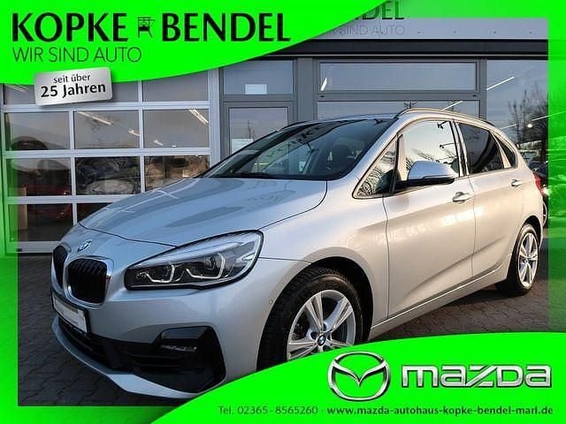 Gebraucht BMW 218 Advantage 140 PS (102 kW) 2020 Glaciersilber metallic (metallic) Limousine