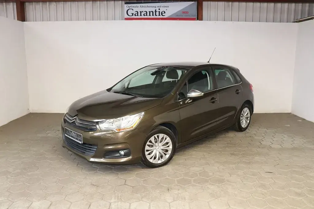 Gebraucht Citroën C4 SELECTION 120 PS (88 kW) 2014 Braun Limousine
