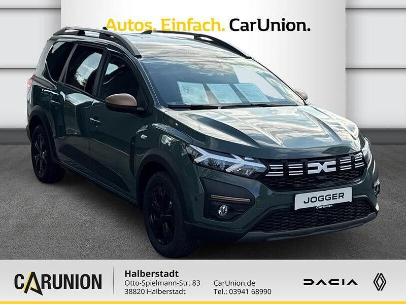Gebraucht Dacia Jogger Extreme 141 PS (103 kW) 2025 Safarigrüngrau Van / Kleinbus