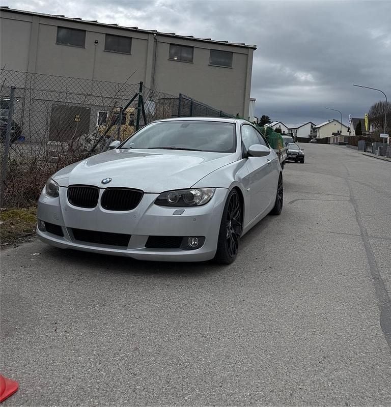 Gebraucht BMW 335 Performance 306 PS (225 kW) 2007 Silber Coupé