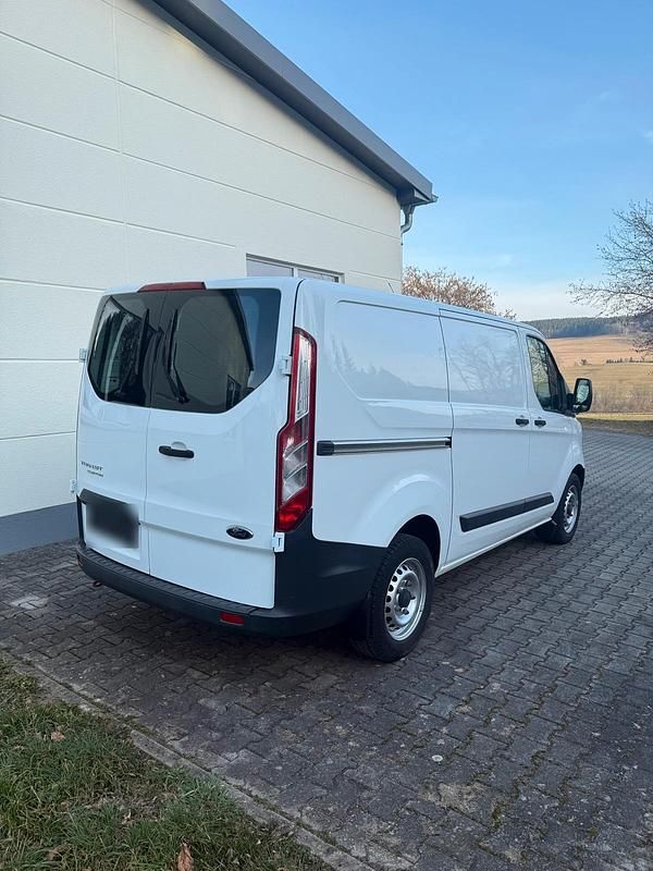 Gebraucht Ford Transit Custom 125 PS (91 kW) 2013 Weiß Van / Kleinbus