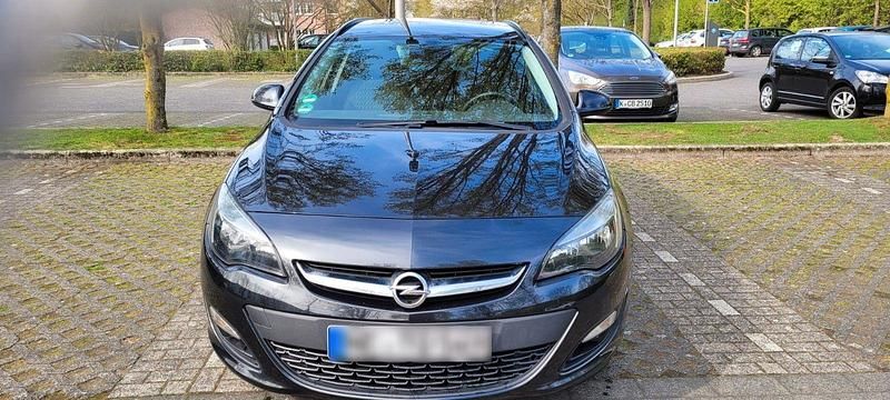 Gebraucht Opel Astra Active 165 PS (121 kW) 2013 Schwarz Kombi