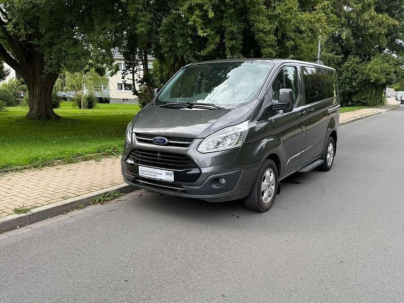 Magnetic Gebraucht 2017 Ford Transit Custom Titanium Van / Kleinbus | 23.500 € - Bild 1/4