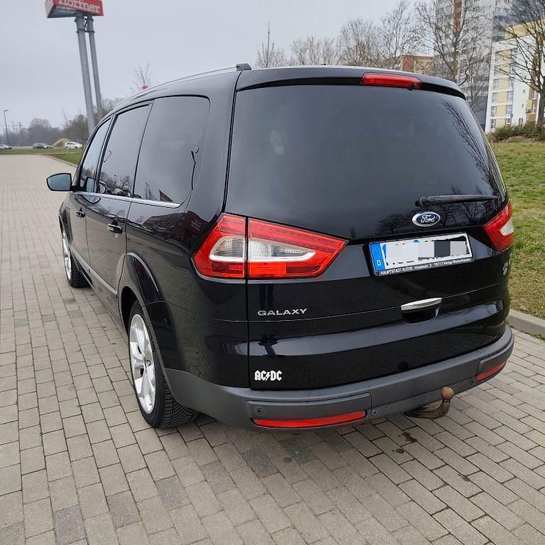 Gebraucht Ford Galaxy Titanium 203 PS (149 kW) 2010 Schwarz Van / Kleinbus