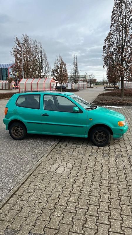 Gebraucht VW Polo 50 PS (36 kW) 1999 Grün Kleinwagen