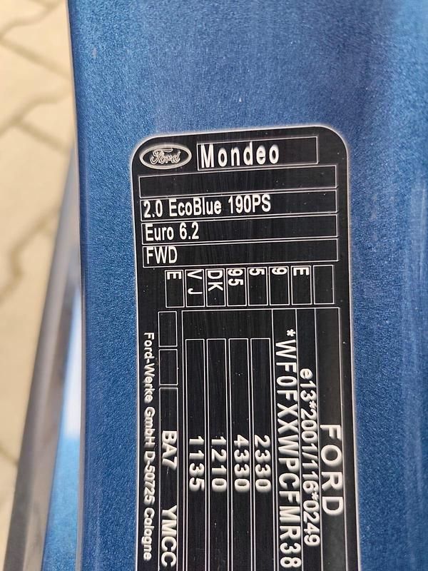 Gebraucht Ford Mondeo 190 PS (139 kW) 2021 Blau Kombi