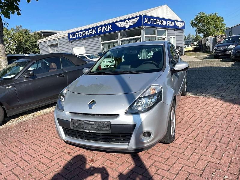 Gebraucht Renault Clio IV 75 PS (55 kW) 2012 Platingrau Kleinwagen