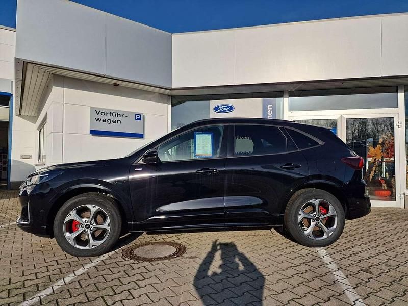 Gebraucht Ford Kuga ST-Line X 182 PS (133 kW) 2024 Agateblack SUV