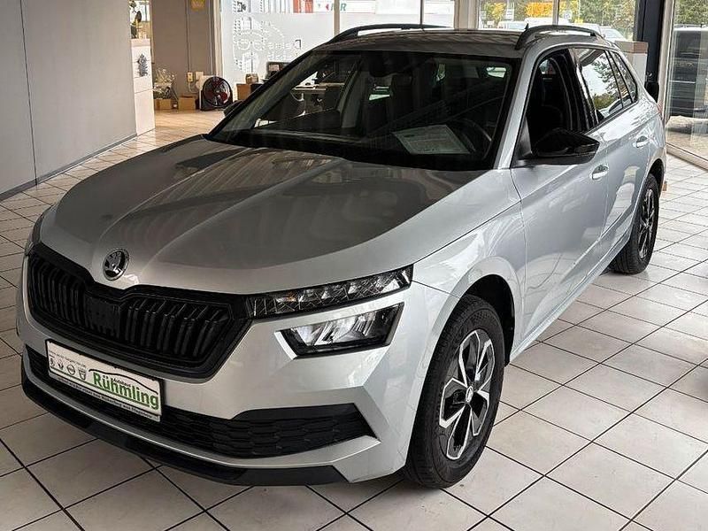 Silber Gebraucht 2023 Skoda Kamiq Ambition SUV | 22.350 € (Fairer Preis) - Bild 1/4