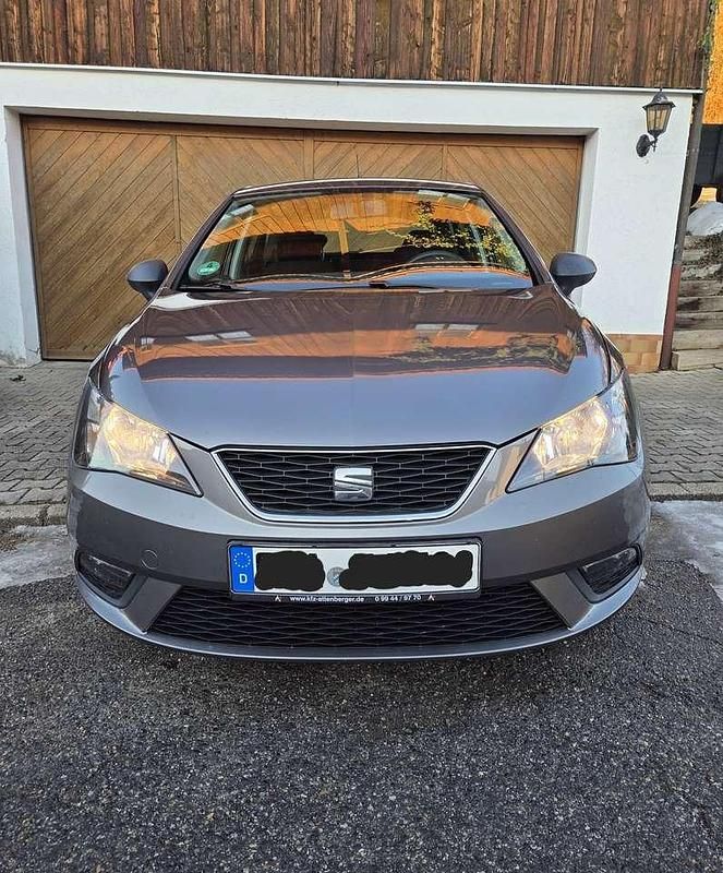 Grau Gebraucht 2016 Seat Ibiza Style Limousine | 7.900 € (Fairer Preis) - Bild 1/4