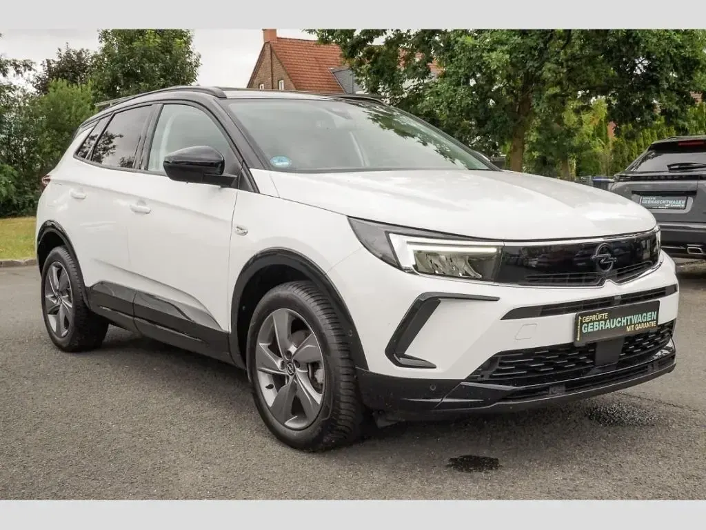 Gebraucht Opel Grandland X 131 PS (96 kW) 2024 Weiss SUV