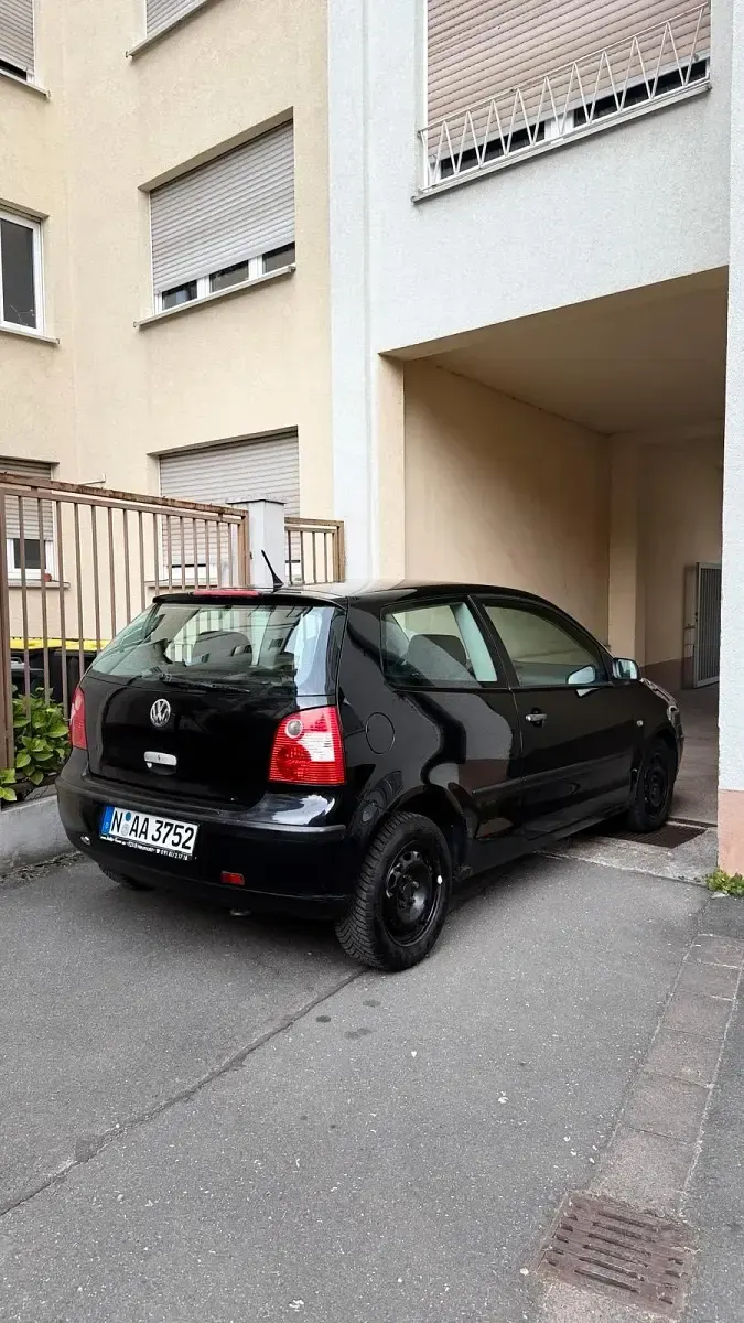 Gebraucht VW Polo 75 PS (55 kW) 2003 Schwarz Coupé