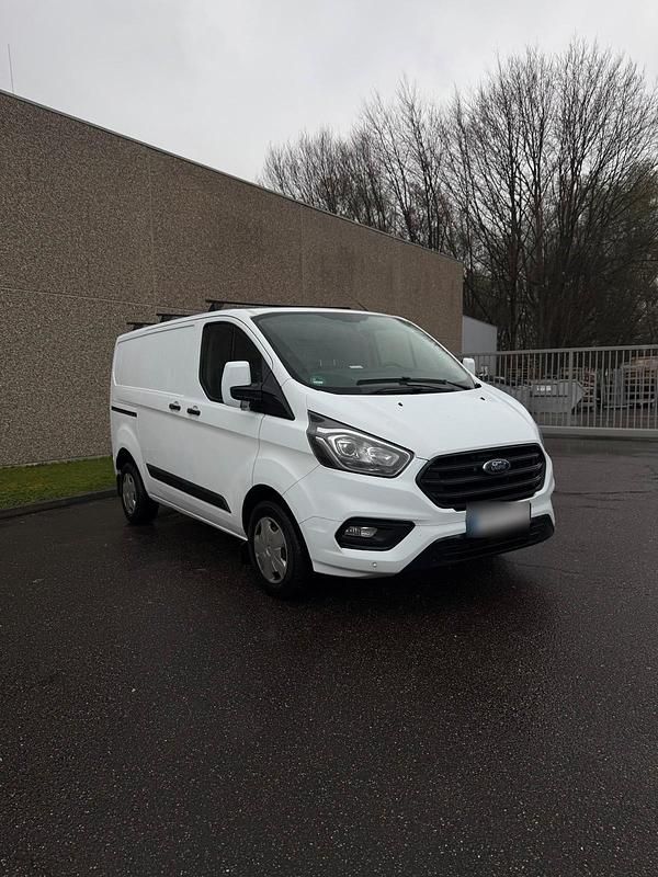 Gebraucht Ford Transit Custom 130 PS (95 kW) 2019 Weiß Van / Kleinbus