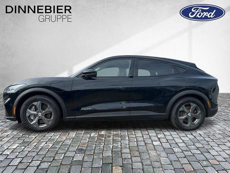 Second-hand Ford Mustang Mach-E Extended Range 216 kW (294 CP) 2021 Negru SUV