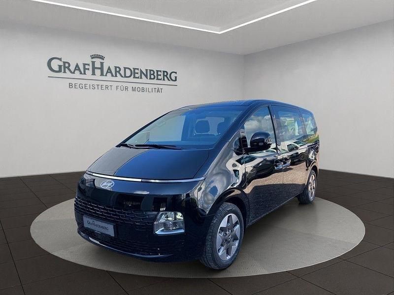 Abyss black / mic Neu 2025 Hyundai Staria Trend Van | 46.749 € (Fairer Preis) - Bild 1/4