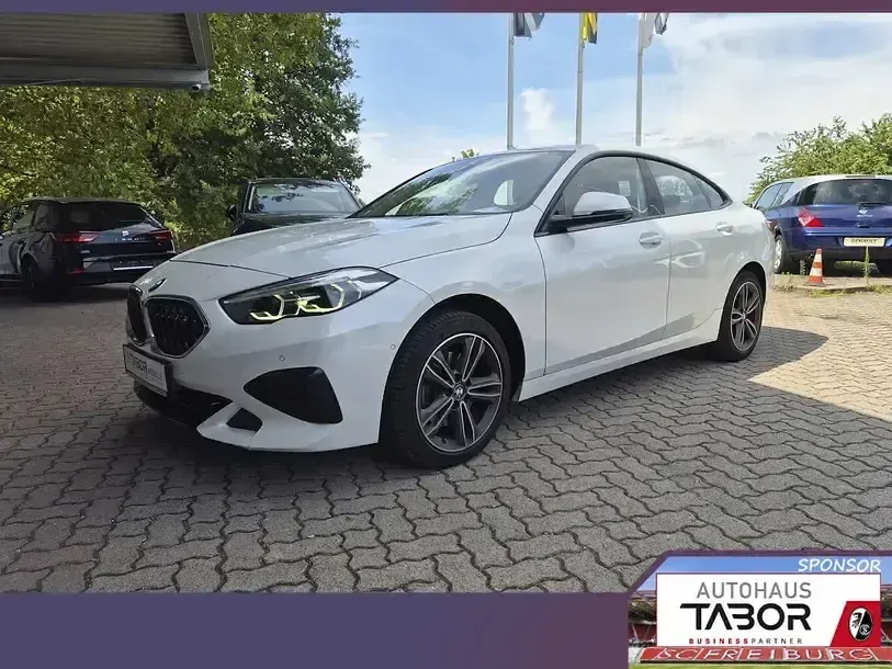 Gebraucht BMW 218 Sport Line 140 PS (102 kW) 2022 Weiss Coupé