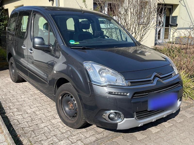 Gebraucht Citroën Berlingo 115 PS (84 kW) 2015 Grau Van / Kleinbus