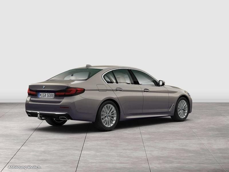 Gebraucht BMW 530 286 PS (210 kW) 2023 Grau Limousine