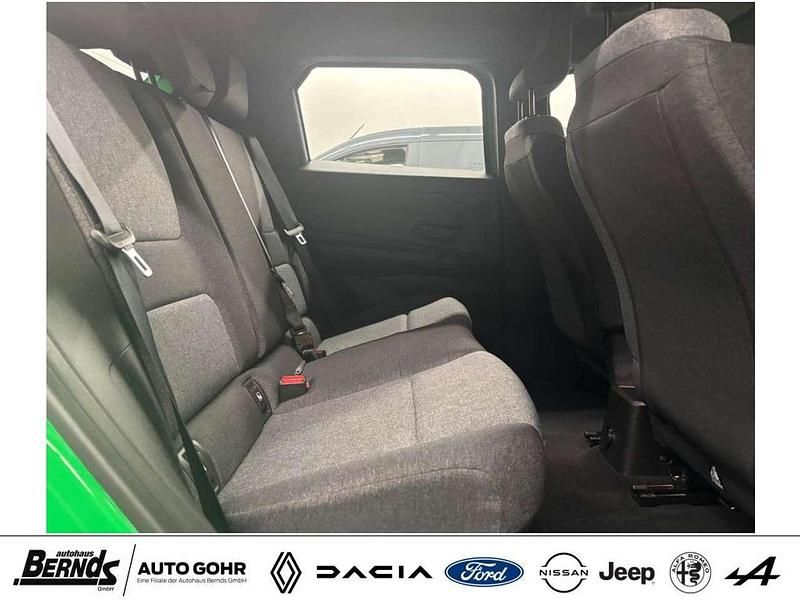 Second-hand Renault 5 E-Tech Evolution 89 kW (122 CP) 2025 Verde Hatchback