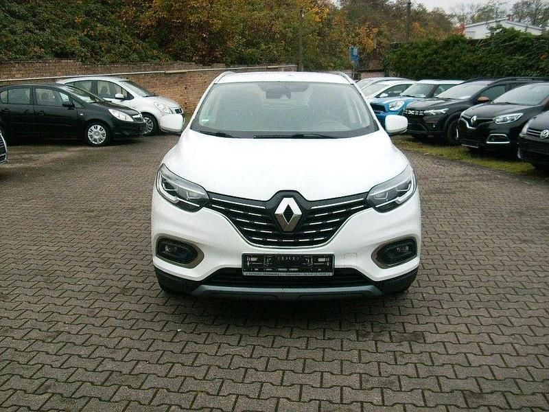 Weiß Gebraucht 2021 Renault Kadjar Intens SUV | 11.999 € (Guter Preis) - Bild 1/4