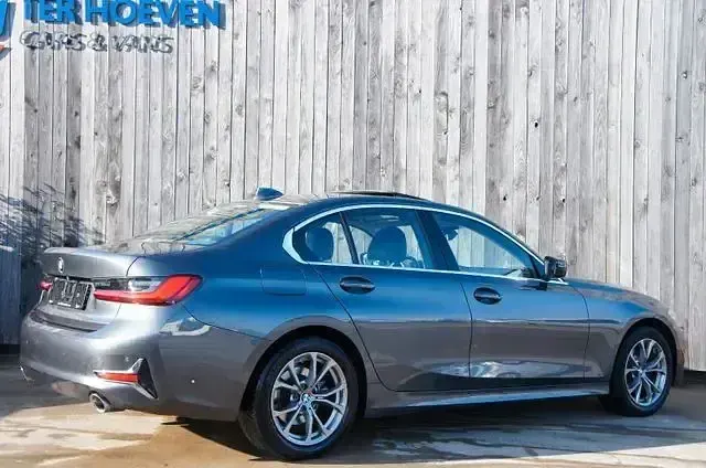 Gebraucht BMW 320 Luxury Line 190 PS (139 kW) 2020 Grau Limousine