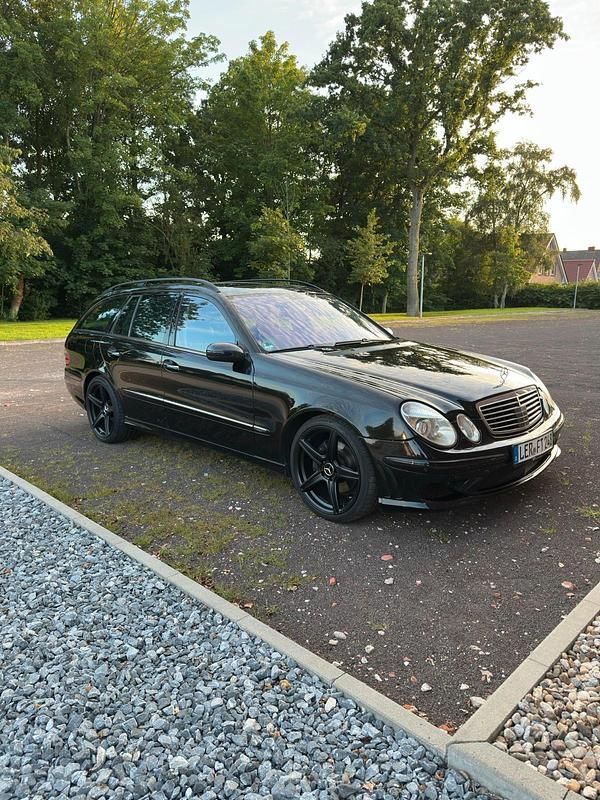 Gebraucht 2003 Mercedes E320 AMG Kombi | 5.999 € - Bild 1/4