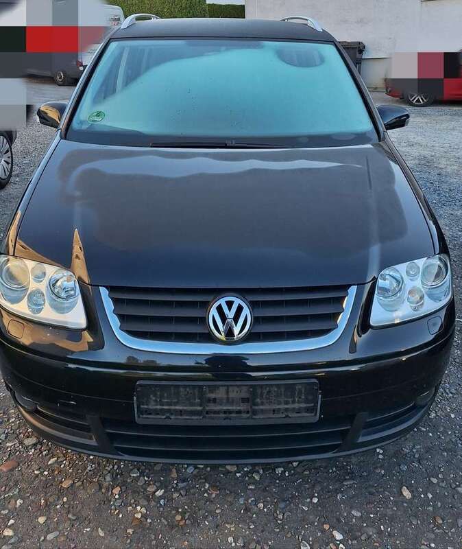 Schwarz Gebraucht 2006 VW Touran Highline Van / Kleinbus | 4.500 € (Teuer) - Bild 1/4