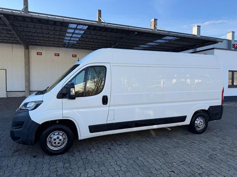 Gebraucht Peugeot Boxer 140 PS (102 kW) 2020 Weiß Van