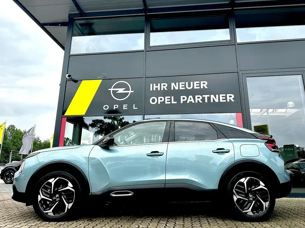 Gebraucht Citroën C4 Shine 131 PS (96 kW) 2023 Blau SUV