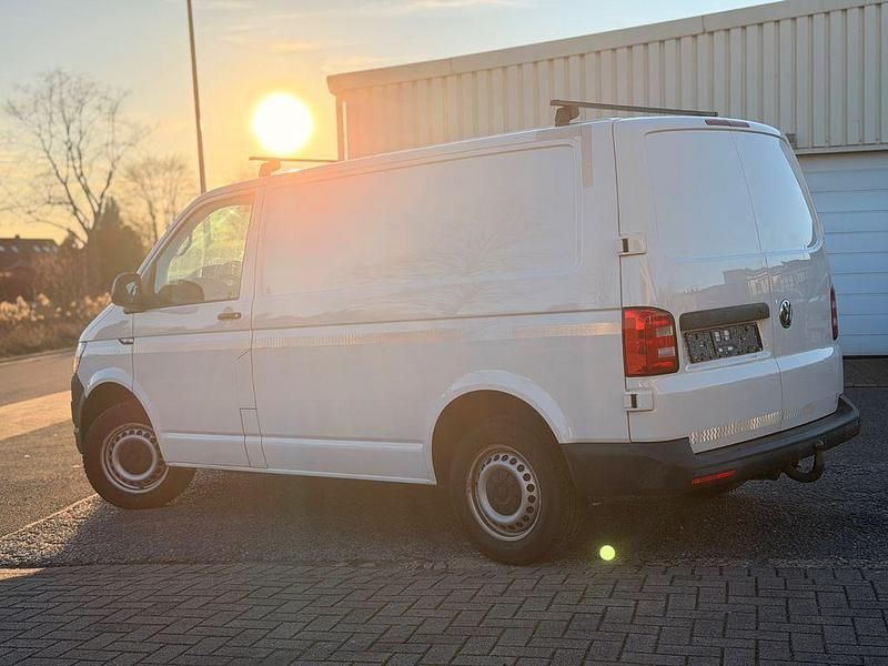 Gebraucht VW Transporter 102 PS (75 kW) 2017 Weiß Van