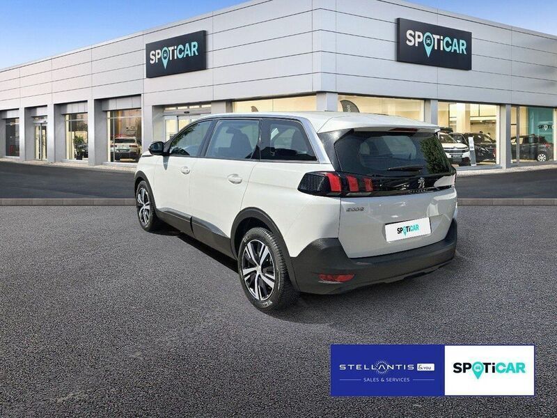 Gebraucht Peugeot 5008 Active 131 PS (96 kW) 2020 Weiß perlmuttweiß Van / Kleinbus