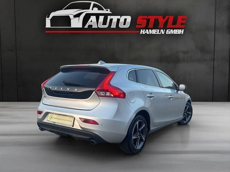 Gebraucht Volvo V40 Ocean Race 190 PS (139 kW) 2014 Grau Limousine