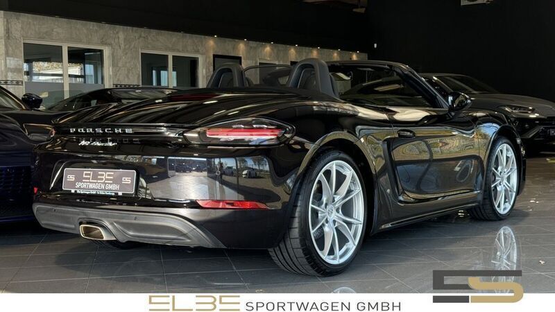 Gebraucht Porsche 718 Boxster 299 PS (219 kW) 2023 Schwarz Cabrio