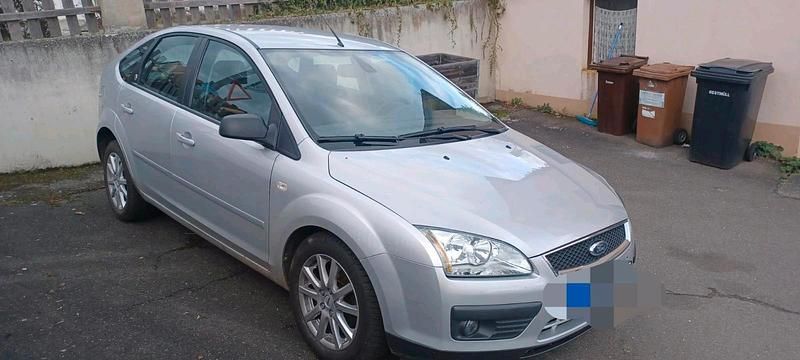 Gebraucht Ford Focus Ghia 2005 Silber Limousine
