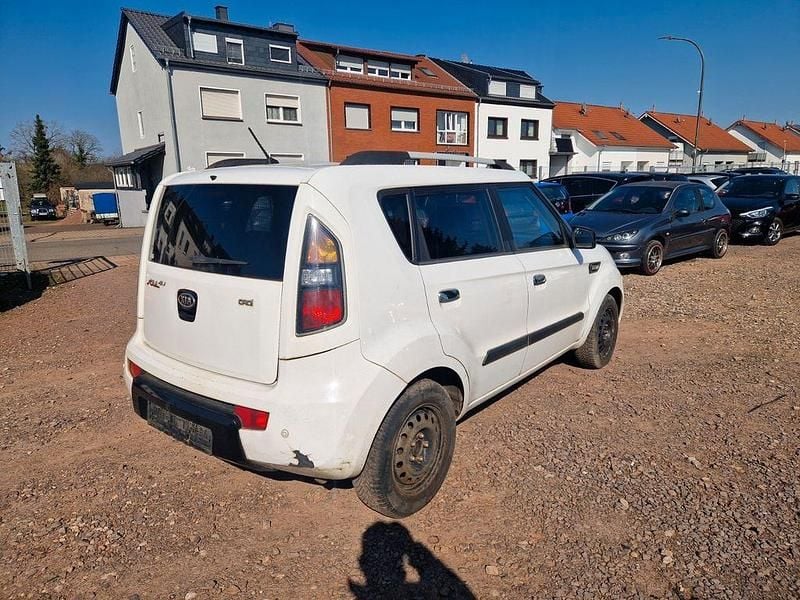 Gebraucht Kia Soul Attract 116 PS (85 kW) 2011 Weiß SUV