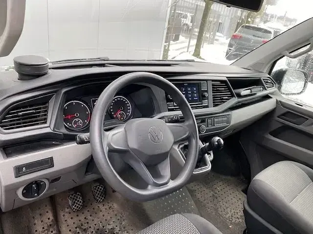 Gebraucht VW T6.1 150 PS (110 kW) 2020 Weiß Van
