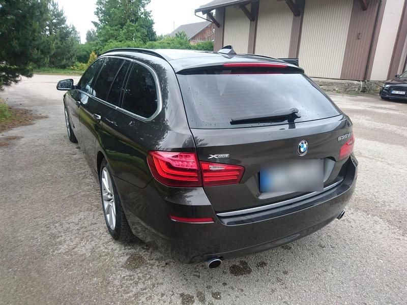 Gebraucht BMW 535 Luxury Line 313 PS (230 kW) 2014 Braun Kombi