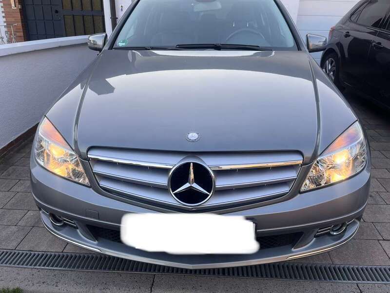 Silber Gebraucht 2010 Mercedes C200 Avantgarde Kombi | 11.000 € (Teuer) - Bild 1/4