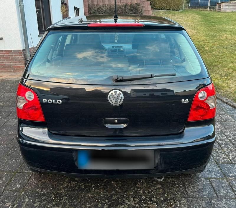 Gebraucht VW Polo Cricket 75 PS (55 kW) 2004 Schwarz Kleinwagen
