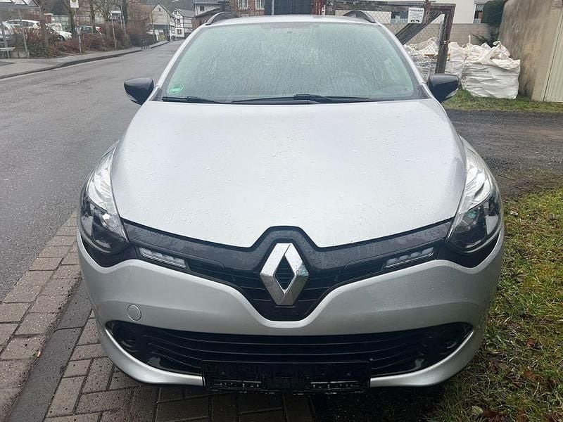 Gebraucht Renault Clio IV Expression 73 PS (53 kW) 2015 Silber Limousine